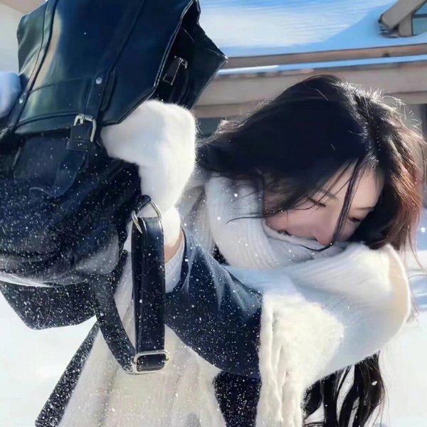 人面鱼:红衣小女孩外传