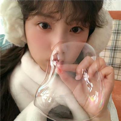怪诞女孩